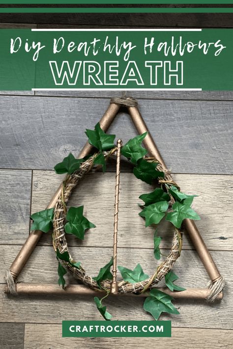 Dollar Store Harry Potter Diy, Harry Potter Dollar Tree Crafts, Dollar Tree Harry Potter Diy, Diy Deathly Hallows, Deathly Hallows Wreath, Harry Potter Wall Decor, Diy Harry Potter Crafts, Harry Potter Halloween Party, Potter House