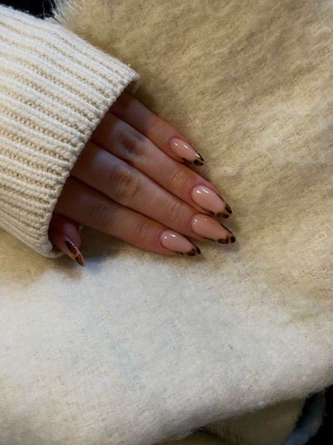 Nails Inspiration Neutral Design, Cheetah Print Tips Nails, Brown Nail With Design, Cheetah Almond Acrylic Nails, Cheetah Print Tip Nails, Almond Cheetah Print Nails, Cheetah French Tip Nails Almond, Cheetah Print French Tip Nails Almond, Nails Acrylic Cheetah Print