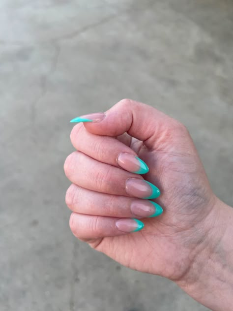 Turqoise acrylic french tips Western Nail Inspo Turquoise, Teal Chrome French Tip Nails, Torquise Nails French Tip, Turquoise Tip Nails, French Tip Nails Teal, Turquoise Nails French Tip, Aqua French Tip Nails, Turquoise French Tips, Nails Turquesa