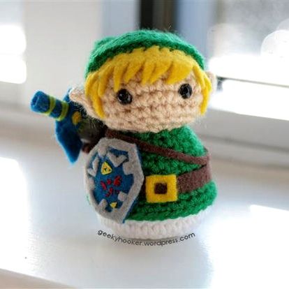 Patrón Link, de The Legend of Zelda Link Zelda, Toy Art, Stuffed Toys, Creepy Cute, Amigurumi Doll, Legend Of Zelda, Cute Pattern, Amigurumi Pattern, Super Mario