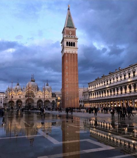 San Marco Venice, Travel Picture Ideas, Piazza San Marco, Photo B, San Marco, Dream Destinations, Travel Pictures, Picture Ideas, Ferry Building San Francisco