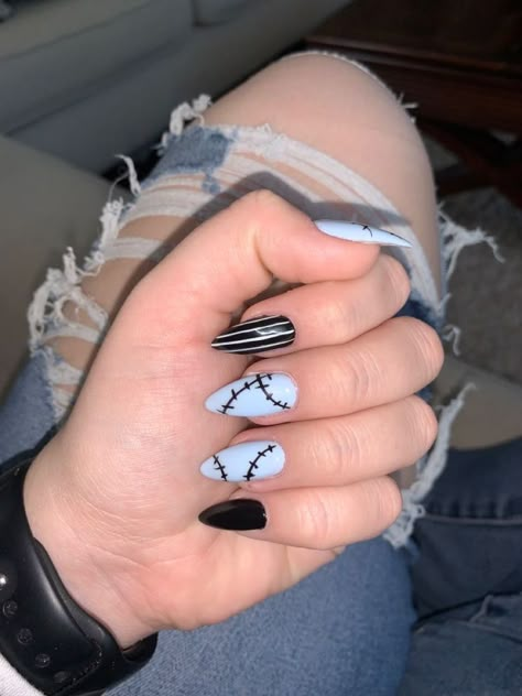 Cute Halloween Nails Simple Square, Wensday Nail Ideas, Horror Nails Halloween Simple, Blue Halloween Nails Acrylic, Jack Sally Nails, Sally Inspired Nails, Cute Nightmare Before Christmas Nails, Nightmare Before Christmas Nails￼, Halloween Nails Jack And Sally