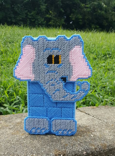 Crochet elephant pattern