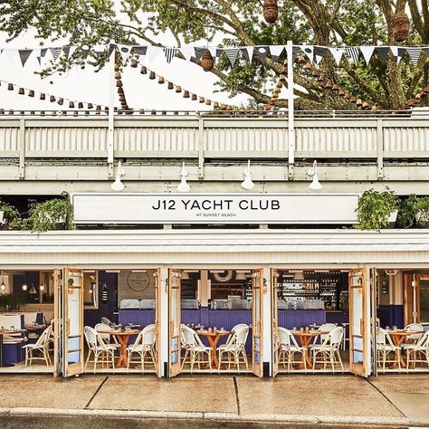 A Chanel Yacht Club Has Hit Shelter Island... & You Can Visit! Yacht Club Design, Country Club Restaurant, Yacht Club Aesthetic, Beach Club Aesthetic, Marina Design, Beach Pavilion, Chanel Beach, Sea Club, Yacht Aesthetic