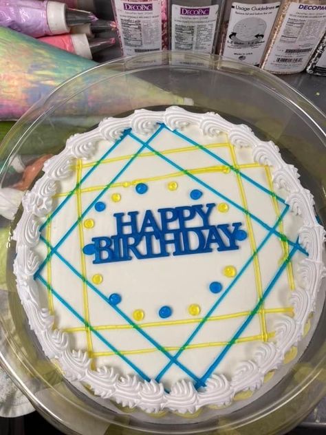 Summer Sheet Cake Designs, Dq Cakes Designs, Sheet Cake Decorating Ideas Birthday, Simple Sheet Cake Designs, Geometric Cakes, Dq Cake, Dairy Queen Cake, Dq Cakes, Round Birthday Cakes