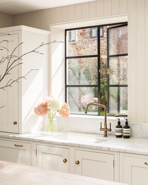 Casement Windows Kitchen Sink, Push Out Windows Kitchen, Window Trim Kitchen Sink, Sink Off Center From Window, Picture Window In Kitchen, Sink Not Centered Under Window, Large Kitchen Windows Above Sink, Black Window Kitchen, French Window Kitchen