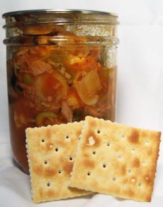 Antipasto Recipe, Anti Pasta, Pickled Things, Antipasto Recipes, Cocktail Appetizers, Pressure Canner, Canned Goods, Onion Relish, Italian Appetizers