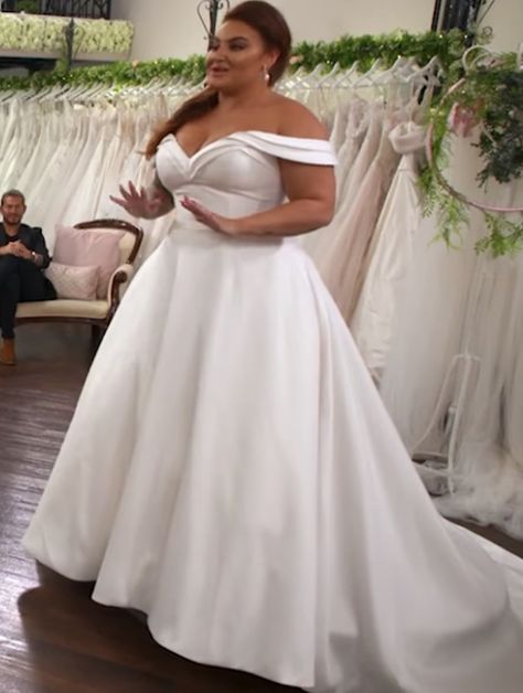 Off The Shoulder Satin Wedding Dress Plus Size, Plus Size Satin Wedding Dresses, Big Girl Wedding Dress, Plus Size Wedding Dresses Satin, Off The Shoulder Wedding Dress Plus Size, Plus Size Satin Wedding Dress, Ballroom Wedding Dresses, Christian Wedding Gowns, Curvy Wedding Dress