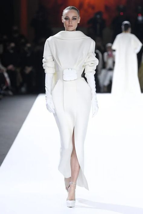 Paris Fashion Week – Oklams Architectural Fashion, Hiv Aids, Stephane Rolland, Fairy Fashion, Couture Week, Couture Collection, Elegant Outfit, Couture Fashion, Fitted Dress