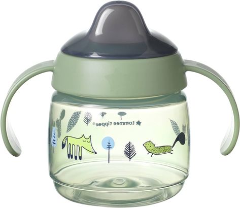 Baby Sippy Cup, Baby Wishlist, Baby Checklist, Tommee Tippee, Baby Weaning, Sippy Cups, Easy Drinks, Baby Proofing, Tiny Hand