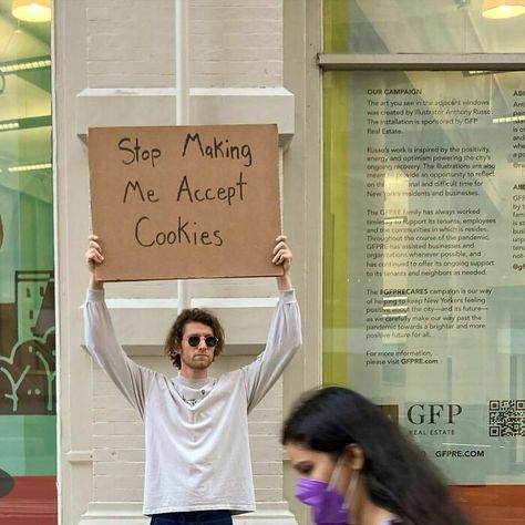 Dude With Sign Modern Philosophy, What Do You Meme, A Guy Like You, Protest Signs, Youtube Ads, You Meme, Funny Dude, Speak The Truth, Chicken Soup