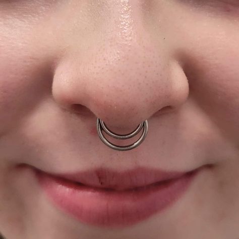 16G Implant Grade Titanium Double Septum Jewelry/ Silver Hoop Earrings/ Septum Hinged Steel/ Titanium Hoop Clicker/ 1.2*8/10mm Silver Gold Material: There are 316L stainless steel & ASTM F136 Titanium, two options.  Nickel-free, lead-free, and hypoallergenic, safest material Size: Bar thickness: 16g(1.2mm), Inner diameter: 8mm, 10mm. Color Options: Silver, Gold Package: Sold Individually Multiple Usage: Can be used as a Nose Ring, Helix Hoop, Daith Earring, Conch Earring, Cartilage Hoop, Earlobe Double Septum Ring, Septum Ring Jewelry, Pretty Septum Piercing Jewelry, Septum Peicerings, Septum Ring Aesthetic, Double Septum Piercing, Septum Piercing Jewelry Unique, Septum Jewelry Aesthetic, Spiral Septum