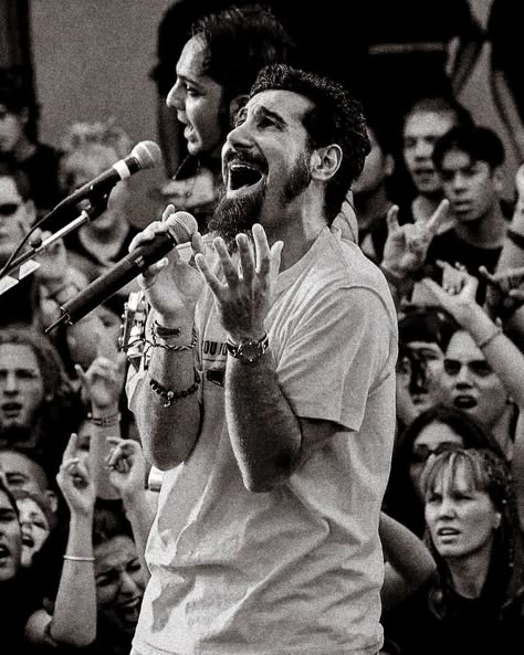 Chop Suey Serj Tankian, Chop Suey, System Of A Down, Music Images, Music Genres, Metal Music, Kinds Of Music, My Favorite Music