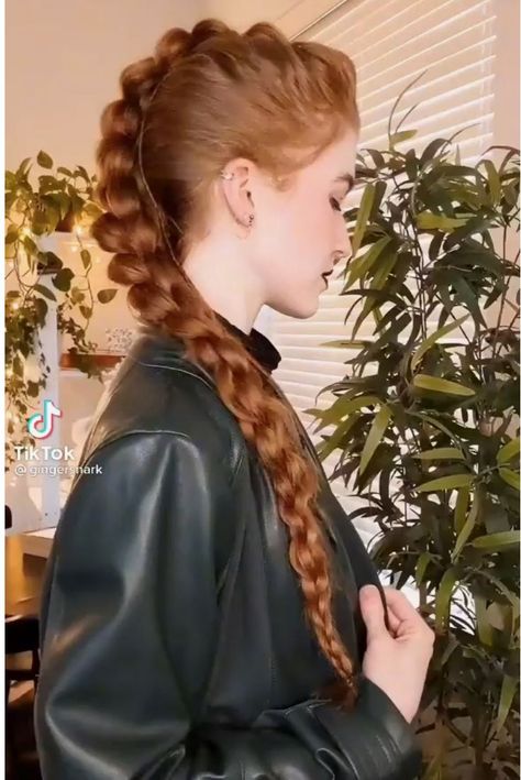 Yelena Braids Tutorial, Warrior Women Hairstyles, Icelandic Hairstyles, Slavic Braids Hair, Elven Hair Styles, 80s Braids Hairstyles, End Of The World Aesthetic Outfit, Narnia Hairstyles, Astrid Hairstyle