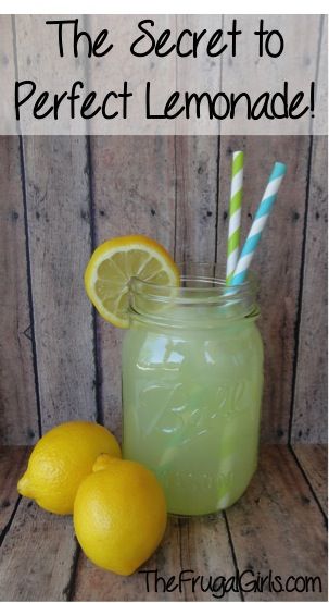 The Secret to Perfect Lemonade! ~ from TheFrugalGirls.com {this little trick will keep the lip-smackin' tang in your glass of lemonade!} #lemonade Jar Drinks, Alcoholic Recipes, Easy Lemonade Recipe, Nonalcoholic Drinks, 5 Oclock, Glass Of Lemonade, Homemade Lemonade Recipes, Best Lemonade, Family Supper