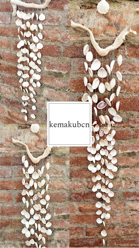 This beautiful large seashell hanging mobile is all made and assembled by hand. It is crafted with shells and driftwood collected by me in the Mediterranean sea and Atlantic ocean. Each piece is carefully cleaned and then assembled using a natural jute string. Only natural eco-friendly materials were used to create this mobile. It can be used inside or as garden or patio decoration. Shell Mobile Diy, Diy Seashell Wind Chime, Seashell Hanging, Seashell Mobile, Ocean Art Projects, Diy Art Deco, Shell Wall Hanging, Seashell Garland, Wall Art Decor Ideas