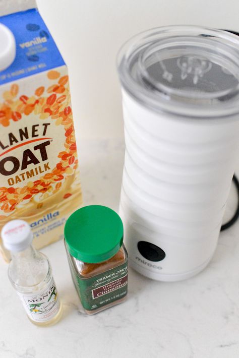 Cold Brew With Cinnamon Oatmilk Foam: Starbucks Copycat Recipe - Oatmilk Cold Foam, Oatmilk Cold Foam Recipe, Dairy Free Cold Foam, Foam Recipe, How To Make Oats, French Roast Coffee, Cold Brew Recipe, Coffee Ice Cubes, Making Cold Brew Coffee