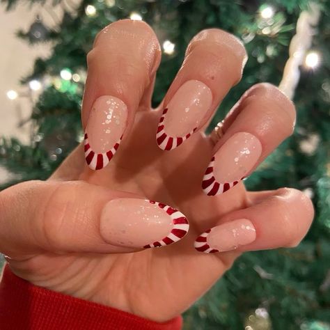 French Manicure With A Twist, Rounded Acrylic Nails, Nails Medium Almond, Almond Shaped Nails, Cane Tips, Snow Effect, Medium Almond, Cute Simple Nails, Shaped Nails