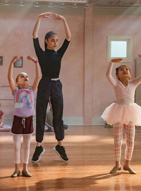 The Best Dance Movies On Netflix Right Now+#refinery29 Sofia Carson Dance, Feel The Beat April Outfits, Feel The Beat April, Dance Movie, Dance Film, Sophia Carson, High School Cheer, Ballet Teacher, Dance Movies