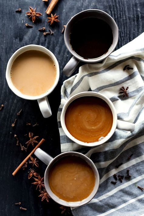 Horchata Latte, Homemade Horchata, Cafe Photography, Winter Drink, Healthy Starbucks, Drink Photography, Pause Café, Coffee Aesthetic, Coffee Photography