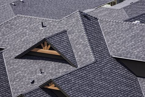 What You Need to Know About Fiberglass/Asphalt Roof Shingles | Hunker White Asphalt Shingle Roof, Asphalt Roof Shingles Colors, Plastic Roof Shingles, Types Of Roof Shingles, Gaf Shakewood Shingles, Asphalt Roofing Shingles, Roof Leak Repair, Roof Damage, Asphalt Roof