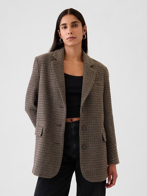 Saw this on Gap: Business Casual Clothing For Women, Women’s Business Fashion, Afrotech Outfits, Brown Houndstooth Blazer Outfit, Winter Interview Outfit, Women Business Professional, Houndstooth Blazer Outfit, Blazer Casual Outfit, Blazer With Dress