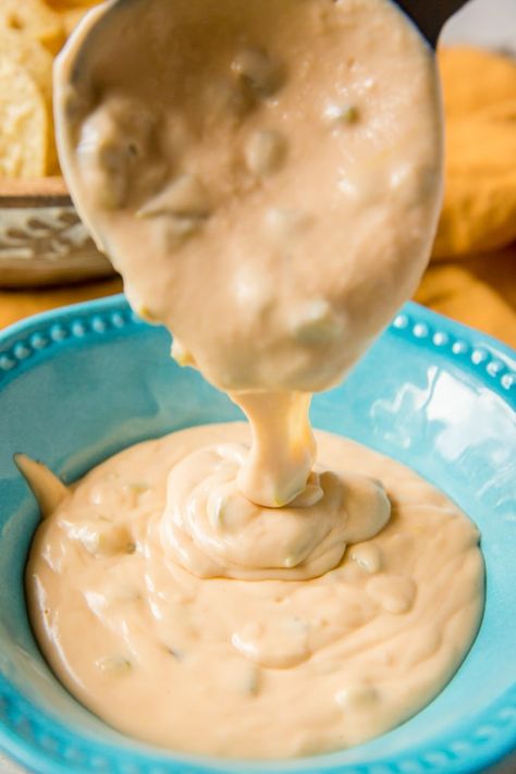 Jalapeno Nacho Cheese Sauce, Spicy Cheese Sauce Recipe, Jalapeño Cheese Sauce, Jalapeno Cheese Sauce, Spicy Nacho Cheese Sauce, Spicy Cheese Sauce, Queso Recipes, Mexican Queso, Best Casserole Recipes