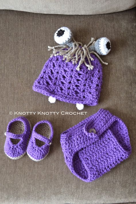 Knotty Knotty Crochet: "Boo" inspired three piece set. FREE PATTERN - for the bootie pattern Crochet Newborn Photo Props Pattern Free, Monsters Inc Crochet, Crochet Halloween Costume, Crochet Baby Pants, Crochet Baby Photo Prop, Crochet Baby Costumes, Crochet Photo Props, Crochet Outfits, Crochet Diaper Cover