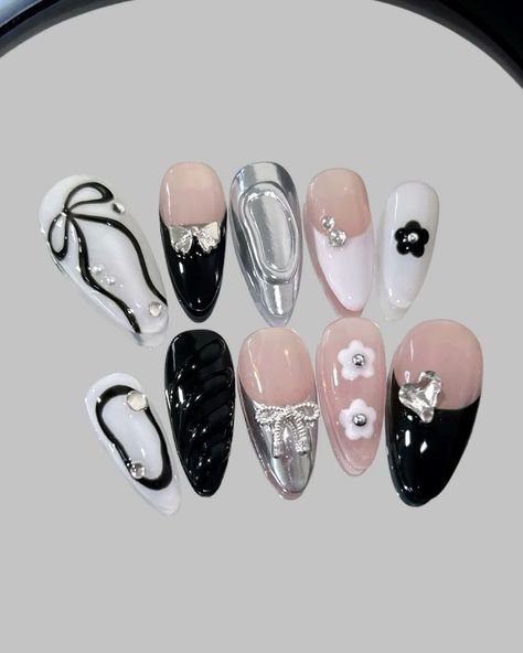 xiaohongshu nails, chinese trendy nails, korean trendy nails, long nails, nail inspo inspiration, nail tech, nail tutorial, cute nails, pretty nails, nail art, birthday nails, kpop nails, trendy nails, nail art, pink nails, coquette nails, 3d nails Sandy Liang Nails, Medium Almond Nails Designs, Long Nails Ombre, Dark Coquette Nails, Black Nails Summer, Nails Xiaohongshu, Nail Design Dark, Acubi Nails, Icicle Nails