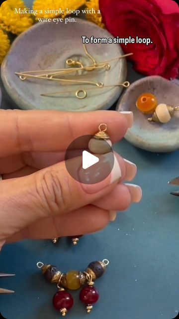 Necklace Tutorials Step By Step, Jewelry Techniques Step By Step, Earrings Diy Handmade Unique, How To Make Earrings For Beginners, Jewelry Making Tutorials Step By Step, Handmade Jewelry Trends, Trendy Diy Jewelry, Bead Making Tutorials, Jewelry Making Videos