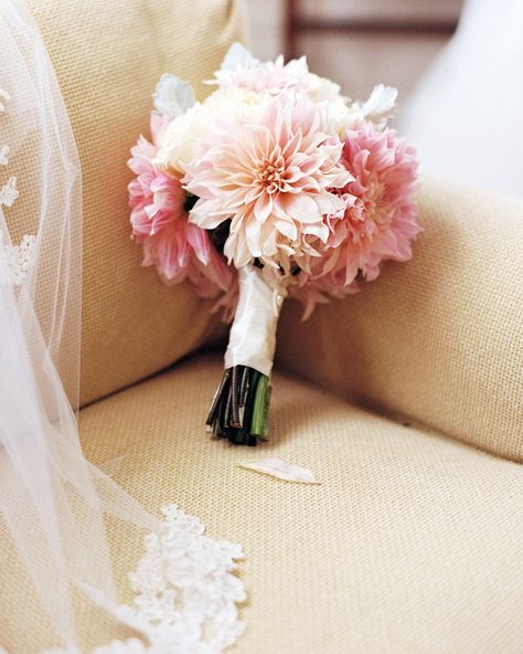 19 Single-Flower Wedding Bouquets for Minimalist Brides #WeddingBouquets #MinimalistWedding #WeddingInspiration #WeddingFlowers | Martha Stewart Weddings - Single-Flower Wedding Bouquets for Minimalist Brides Tan Couch, Dahlia Wedding Bouquets, Wedding Bouquet Pink, Dahlia Wedding, Pink Dahlias, Small Wedding Bouquets, Simple Wedding Bouquets, Dahlias Wedding, Flower Wedding Bouquet