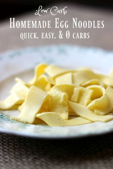 Easy low carb egg noodles - homemade pasta with 0 carbs that you can quickly make at home. Love this stuff! #lowcarbology #lowcarb #keto #pasta #homemade #noodles #LCHF #best From Lowcarb-ology.com Low Carb Pasta Sauce, Noodles Homemade, Low Carb Pasta Recipes, Keto Noodles, Egg Noodle Recipes, Cena Keto, Low Carb Noodles, Homemade Egg Noodles, Noodles Recipes