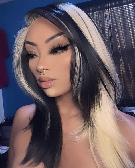 Quad Split Hair Color, Black And Blonde Hair Color, Black And Blonde Hair Black Women, Blonde Split Dye, Black And Blonde Hair, Ash Blonde Hair Balayage, Black To Blonde Hair, Baddie Hair, Split Dyed Hair