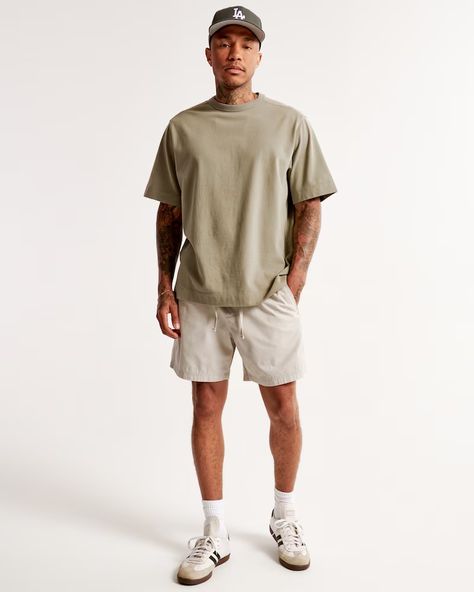 Men's A&F 6 Inch Court Short | Men's Bottoms | Abercrombie.com Hike Outfit Summer, Japan Summer Outfit, Abercrombie And Fitch Outfit, Abercrombie Outfits, Sporty Outfits Men, Japan Outfits, Abercrombie Men, Boyfriend Outfit, Athleisure Men