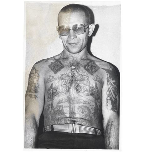 Soviet Prison Tattoo, Prison Tattoos Ideas, Chest Tattoos For Guys, Mob Tattoo, Russian Prison Tattoos, Historical Tattoos, Underground Tattoo, Vintage Tattoo Art, Tattoo Portrait