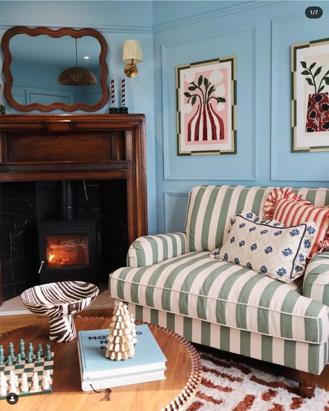 Blue Striped Couch Living Room, Striped Couch Living Room, Coastal Grandmother Interior, Blue Striped Couch, Palm Beach Living Room, Preppy Interior Design, Coastal Eclectic, Funky Living Room, Striped Couch