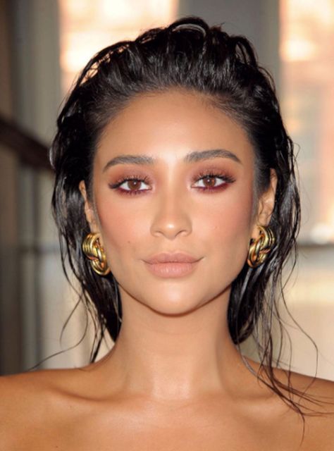 Makeup Birthday, Birthday Makeup, Makeup Glam, Smink Inspiration, Natural Glam, Celebrity Makeup Artist, Shay Mitchell, Maquillaje Natural, Celebrity Makeup