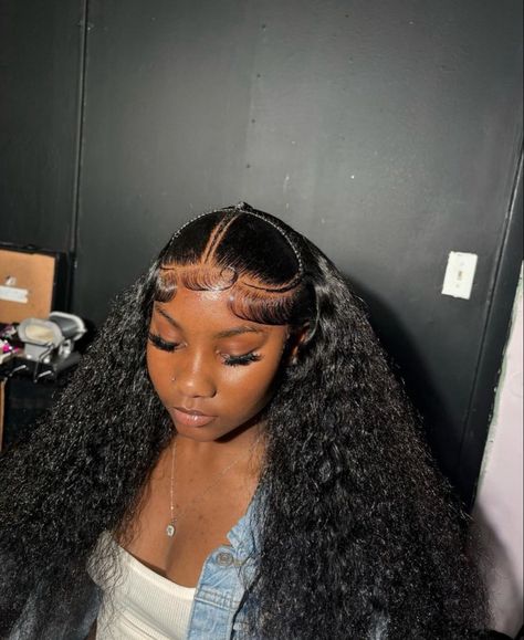 Hair Appointment Outfit Black Women, Hair Appointment Outfit, Buss Down Wig, Appointment Outfit, Black Hair Curly, Curly Hair Cut, Lace Wigs Styles, Wet And Wavy Hair, Frontal Wig Hairstyles