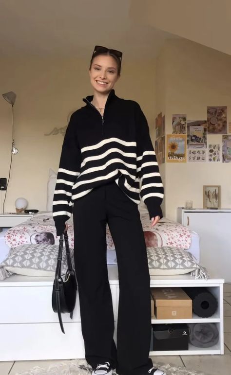 2023 Vest Outfit, Fall Outfit Neutral, Outfits For Large Chested Women, Oppenheimer Outfit Women, Faculty Outfits, Workplace Outfits For Women, Irish Street Style, Black Striped Sweater Outfit, Winter Basic Outfits