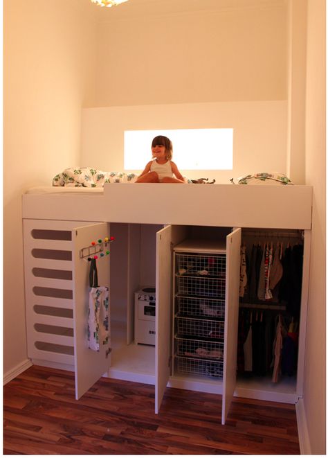 16 Loft Beds to Make Your Small Space Feel Bigger Cama Closet, Små Rum Lidt Plads, Hemma Diy, Diy Casa, Boy's Bedroom, Bunk Bed, Tiny Homes, Kid Beds, Apartment Therapy