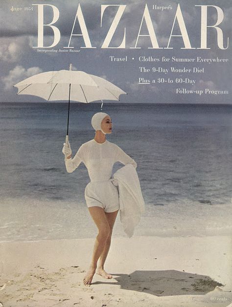 Harpers Bazaar Covers, Vintage Playsuit, Dibujos Pin Up, Harpers Bazaar Magazine, Fashion Ads, Fashion Illustration Vintage, Vintage Blog, Fashion Magazine Cover, Photographie Inspo