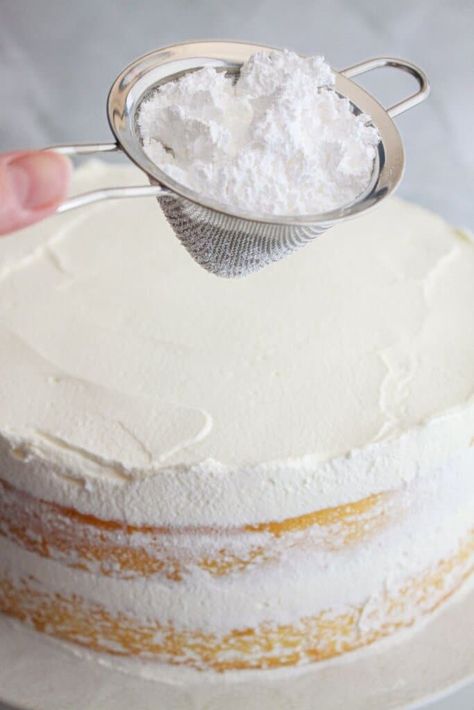 Italian Lemon Cream Cake, Lemon Cream Cake, Baking Recipes Pie, Italian Cream Cakes, Italian Cream, Lemon Frosting, Sweet Lemon, Lemon Cream, No Bake Pies