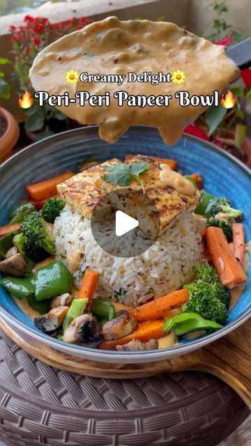 Herb Rice Bowl, Paneer Bowl Recipes, Grilled Paneer Recipes, Paneer Rice Bowl, Herb Rice Recipes, Paneer Bowl, Peri Peri Paneer, Peri Peri Masala, Herb Rice