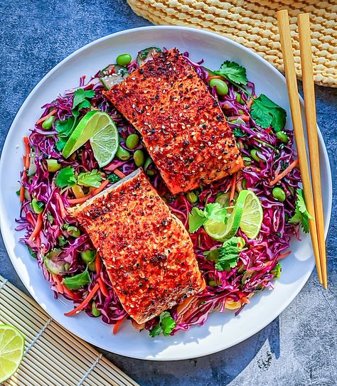 Asian Red Cabbage Slaw w/ Cilantro Lime Dressing Red Cabbage Slaw Recipes, Low Carb Lettuce Wraps, Cabbage Slaw Recipes, Spicy Fish Tacos, Red Cabbage Recipes, Cilantro Lime Slaw, Red Cabbage Slaw, Keto Salads, Slaw Recipe