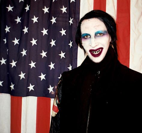 Marilyn Manson Halloween Costume, Marilyn Manson Pfp, Marilyn Manson Makeup, Marilyn Manson Tattoo, Marilyn Manson Live, Marilyn Manson Art, Mai Waifu, Dave Navarro, Kei Visual