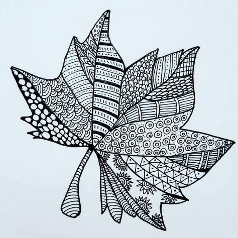 Mandala art for beginners Zentangle Leaf Patterns, Mandala Leaf, Leaf Doodle, Fall Leaves Drawing, Leaf Mandala, Henna Style Tattoos, Leaves Doodle, Bodhi Leaf, Human Sketch