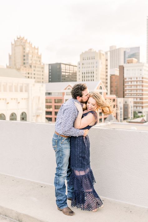 Sundance Square Fort Worth Photography, Downtown Fort Worth Photoshoot, Garage Pictures, Fort Worth Wedding, Engagement Photo Locations, Outdoor Portraits, Engagement Session Outfits, Engagement Photo Outfits, Vintage Engagement