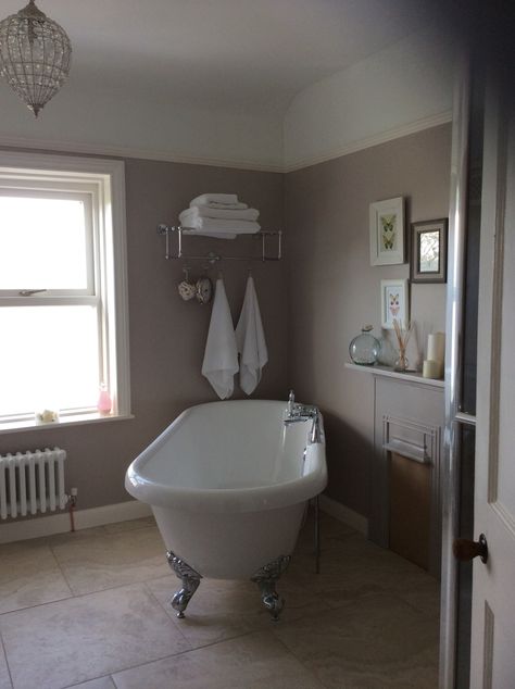 Roll top bath in modern bathroom with walls painted in Elephants Breath by Farrow & Ball Farrow And Ball Elephants Breath Bathroom, Bathroom With Picture Rail, Picture Rail Bathroom, Picture Rail In Bathroom, Bathroom Colours, Curved Ceiling, Small Attic Bathroom, Grey Painted Walls, Colorful Bathroom Tile