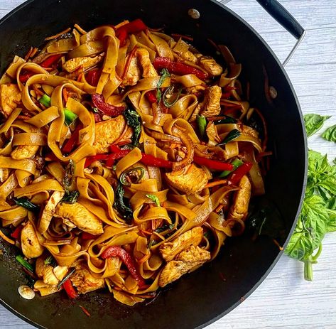 Healthy Drunken Noodles (Pad Kee Mao) | Lite Cravings | Healthy Recipes Healthy Drunken Noodles, Keto Drunken Noodles, Crockpot Drunken Noodles, Drunken Noodles Thai Authentic, Chicken Drunken Noodles, Pad Kee Mao Recipe, Chef Bai, Lite Cravings, Healthy Pad Thai