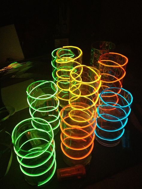 Glow In The Dark Table Centerpiece, Neon Flower Centerpieces, Rainbow Table Centerpieces, Neon Light Table Centerpiece, Glow Party Table Centerpieces, Neon Theme Centerpieces, Neon Glow Centerpieces, Neon Centrepieces, Glow Stick Centerpieces